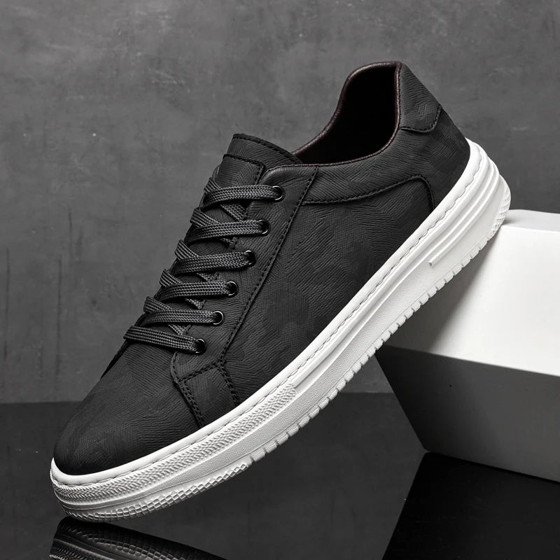 Versatile Men’s Sneakers